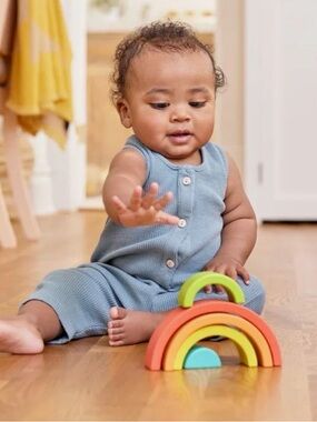 Lovevery Montessori Rainbow Baby Toy
